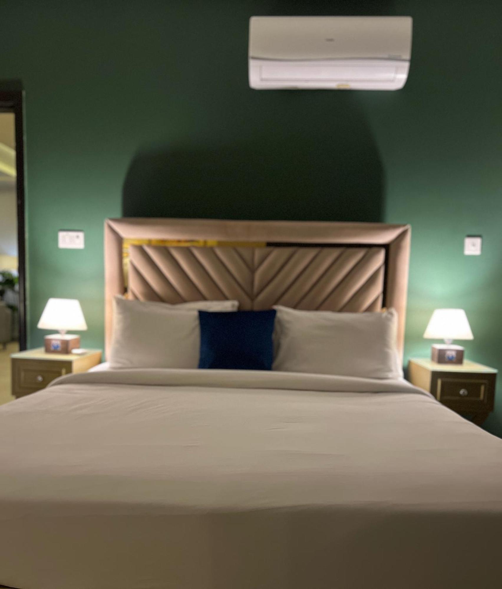 Serenity Corner 4 Bhk Islamabad Eksteriør bilde