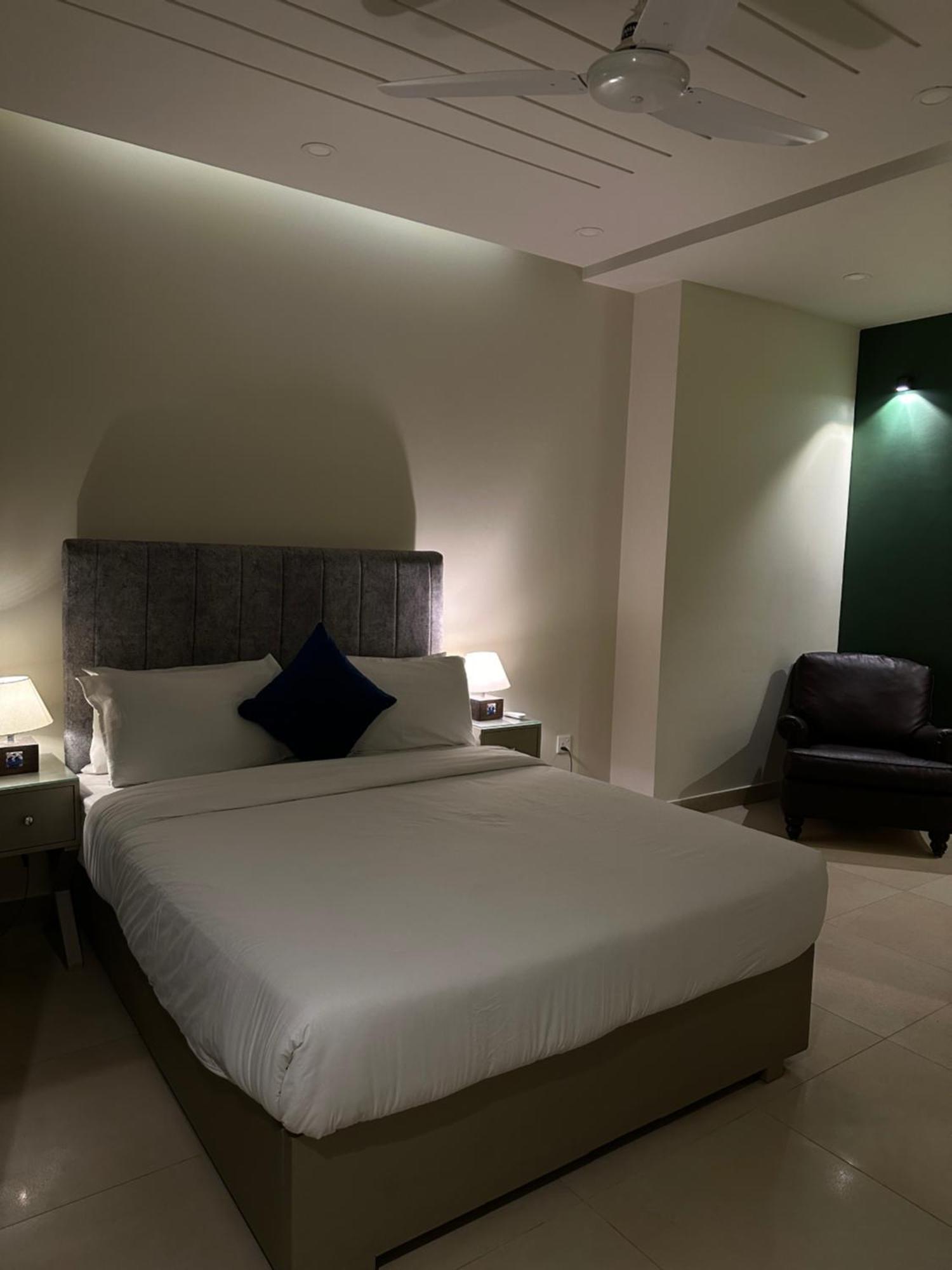 Serenity Corner 4 Bhk Islamabad Eksteriør bilde